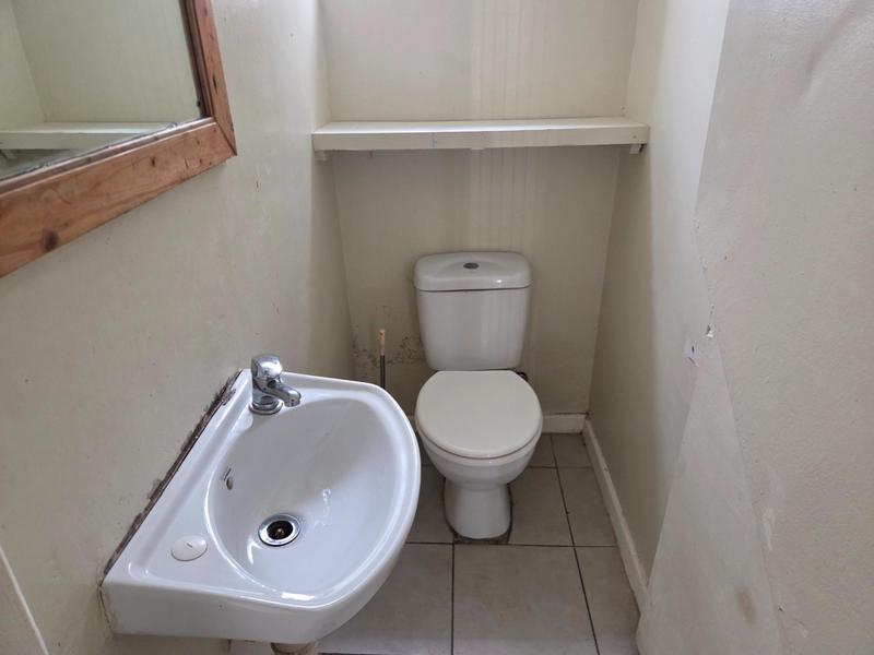 2 Bedroom Property for Sale in Woodstock Western Cape